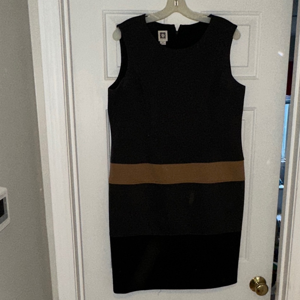Chic Black and Tan Sleeveless Midi Dress